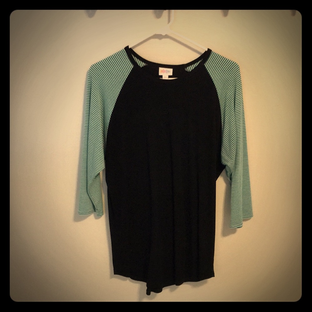 Lula Roe 3/4 sleeve Tee
